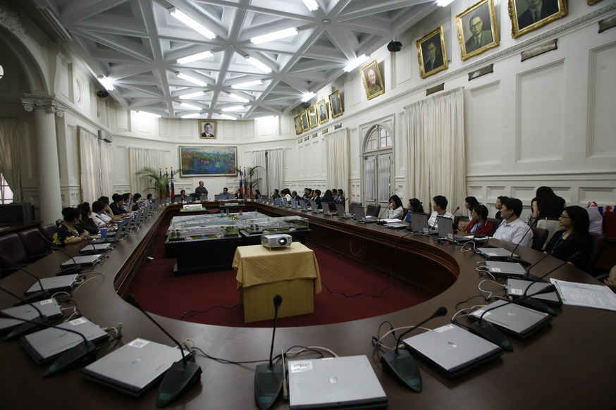 市政府内听取台中市报告（图片七）